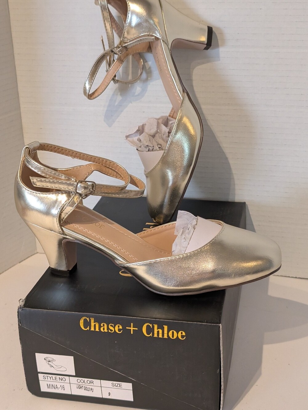 Gold Heeled Pumps Sz.9 Chase + Chloe NWT